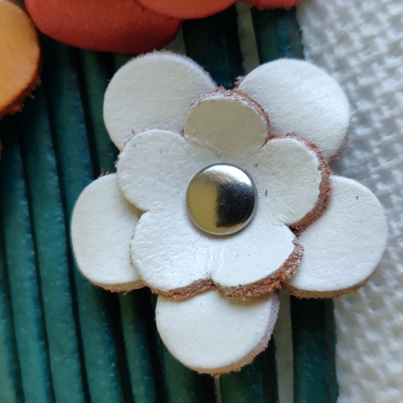 NWOT leather floral cuff bracelet - Picture 7 of 9